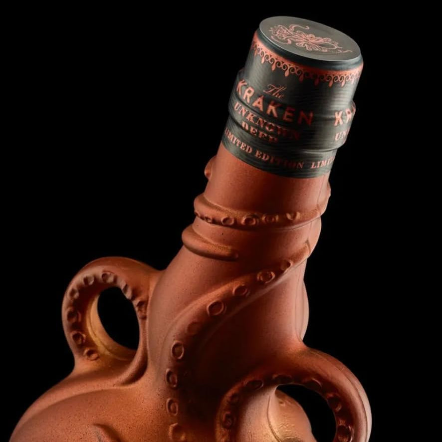 Kraken Unknown Deep Copper Scar Black Spiced Rum