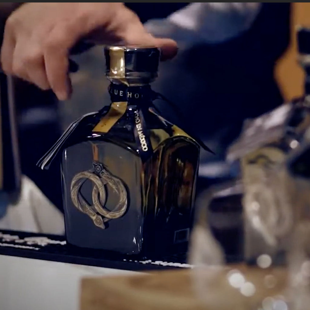 La Hora Azul Blue Hour Reposado Tequila