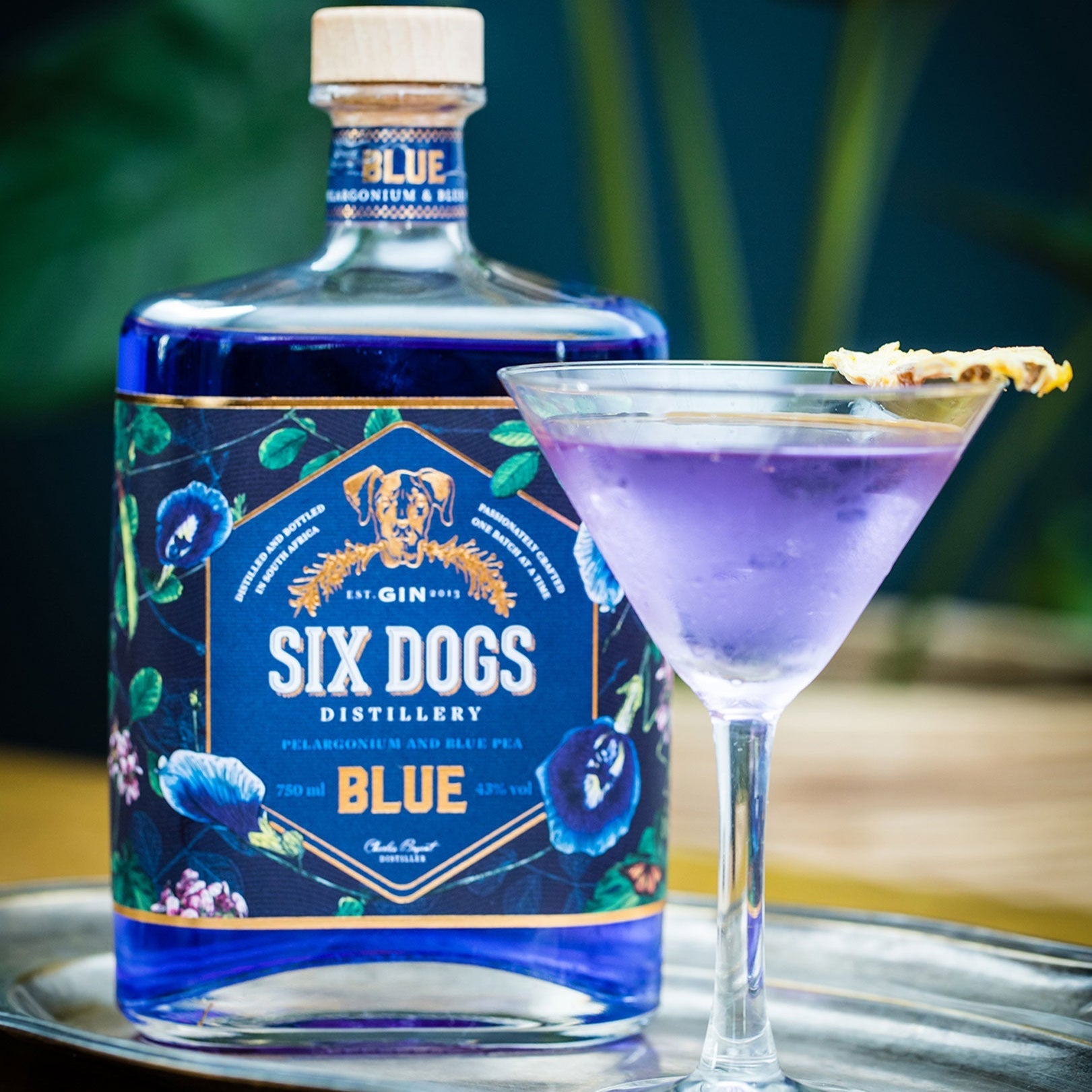 Six Dogs Blue Classic Dry Gin